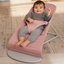 Cadeira de Balanço Bliss Babybjorn Tecido Acolchoado Pétala Rosa Palo